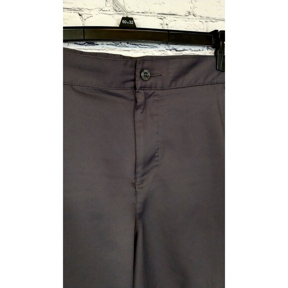 FILA Mens 40 Casual Solid Dk Gray Flat Front 11" Inseam Golf Shorts - Picture 5 of 9